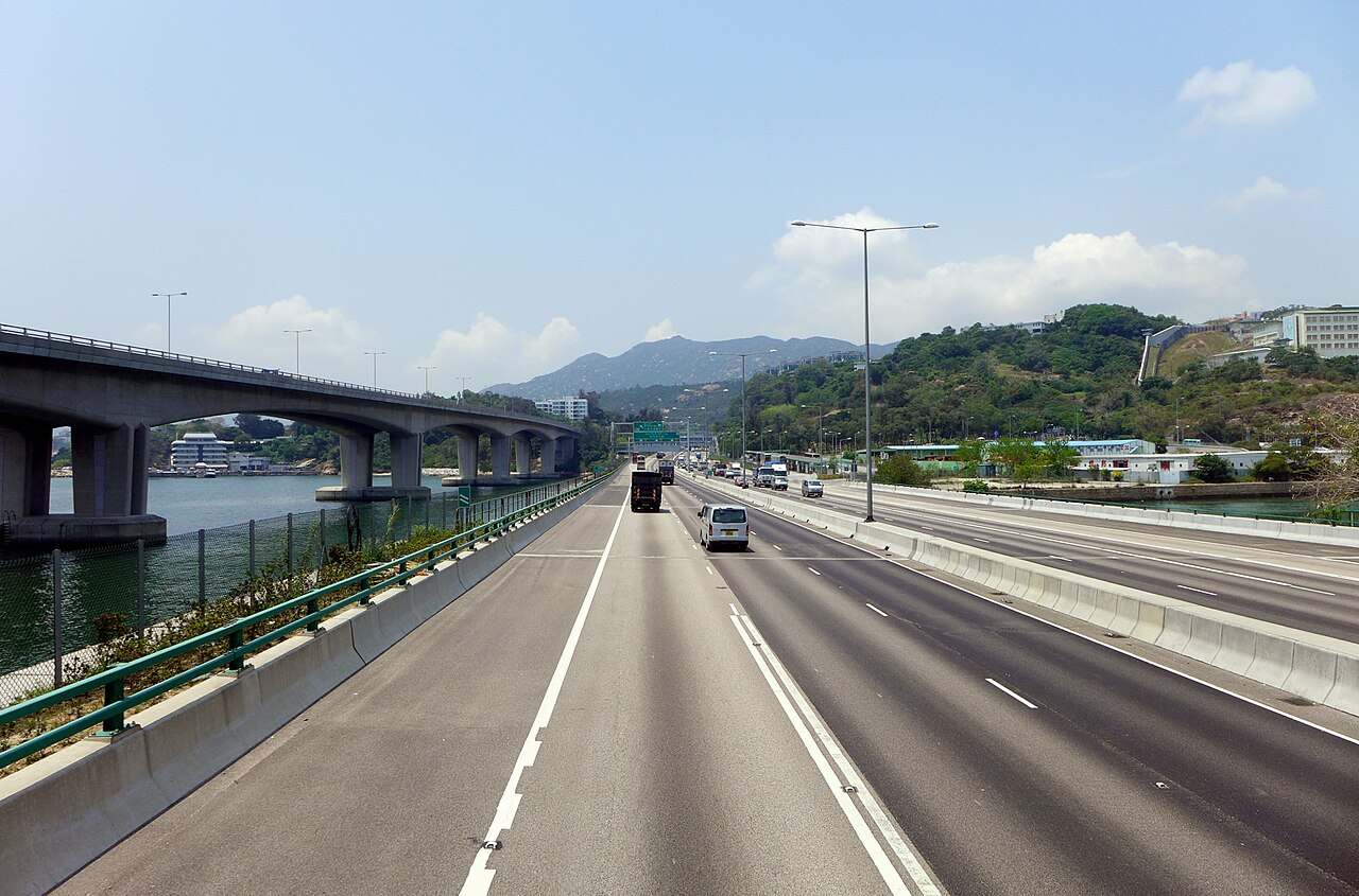 New Territories trunk road
